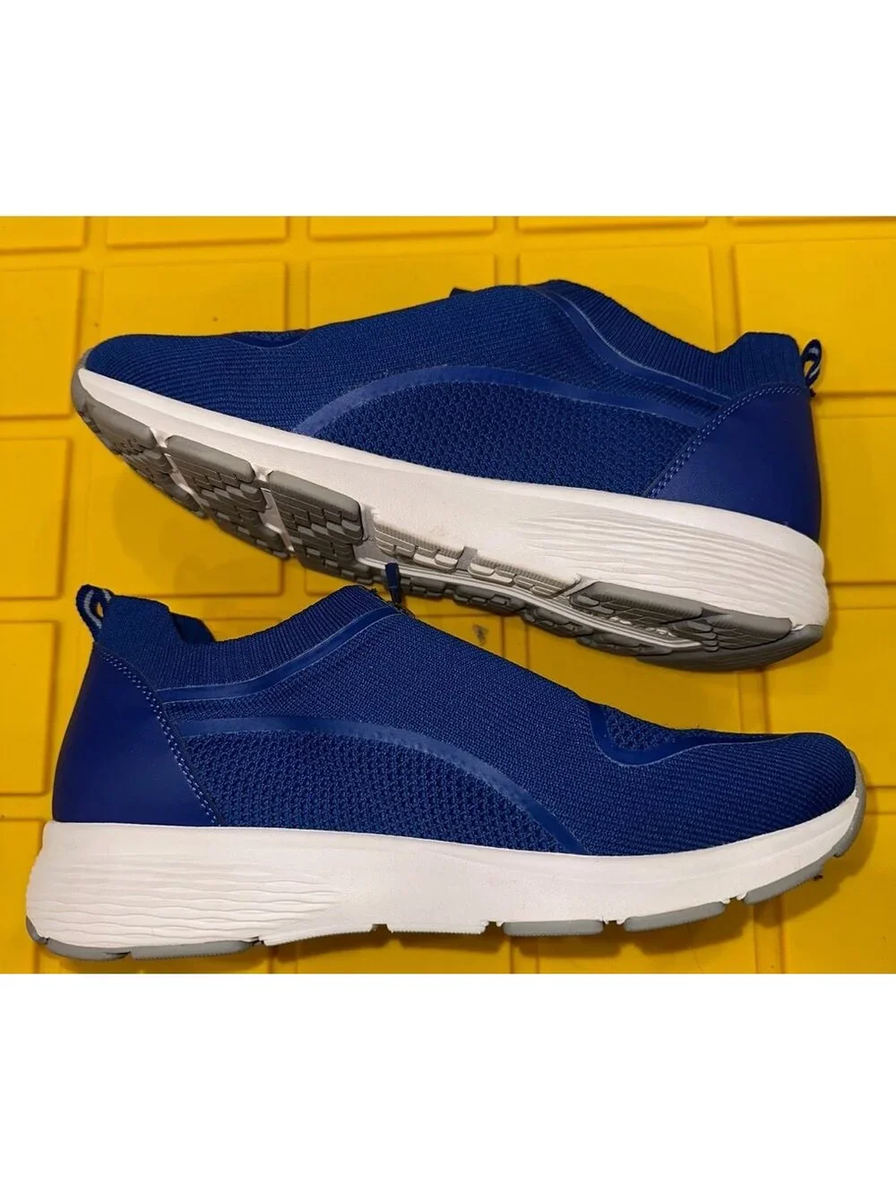 Easy Spirit zip up blue shoes size 10 W